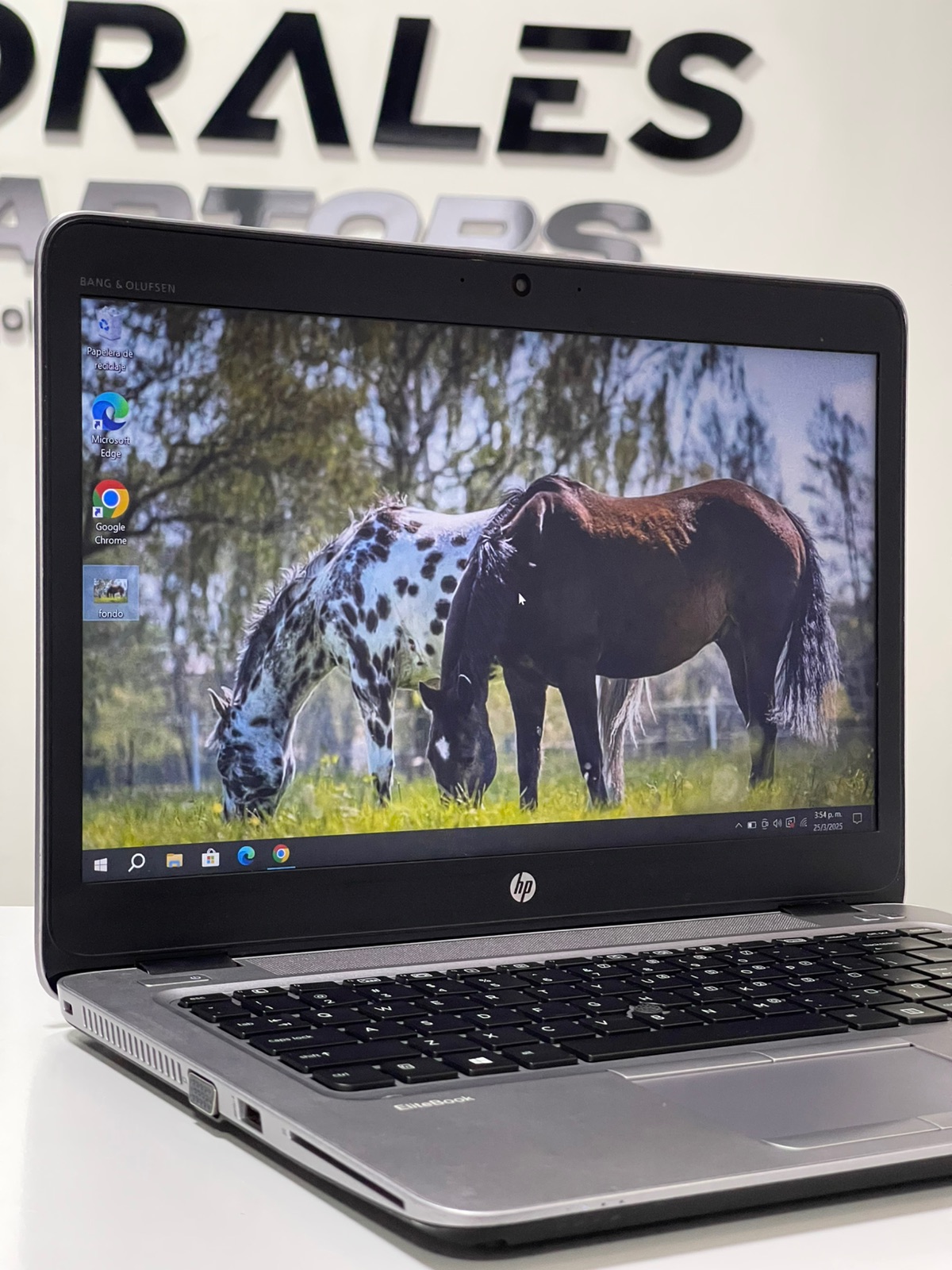 Laptop